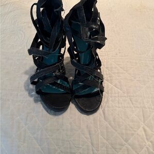 Elegant Black Strappy Women's Heels